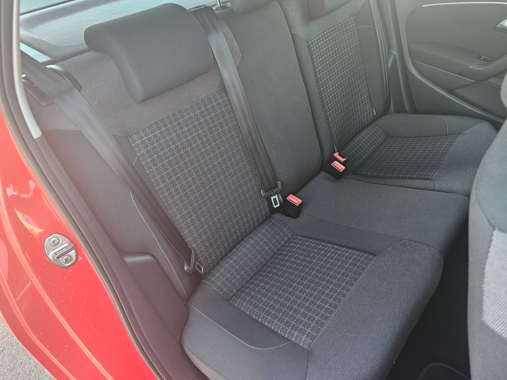 2015 Volkswagen Polo