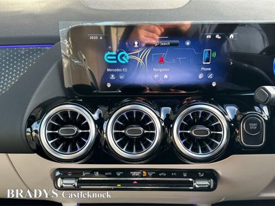 2026 Mercedes-Benz EQA