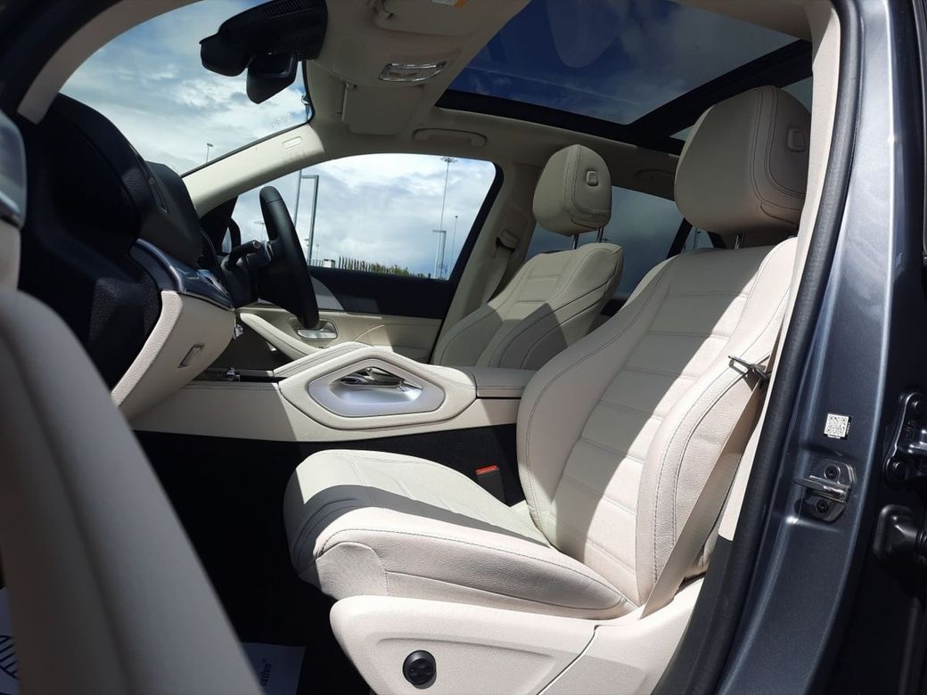 2025 Mercedes-Benz GLE Class