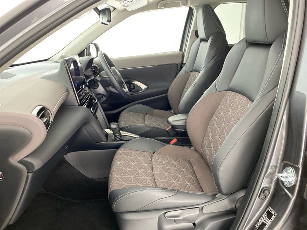 2025 Toyota Yaris Cross