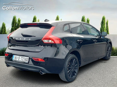 2016 Volvo V40