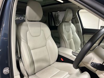 2023 Volvo XC90