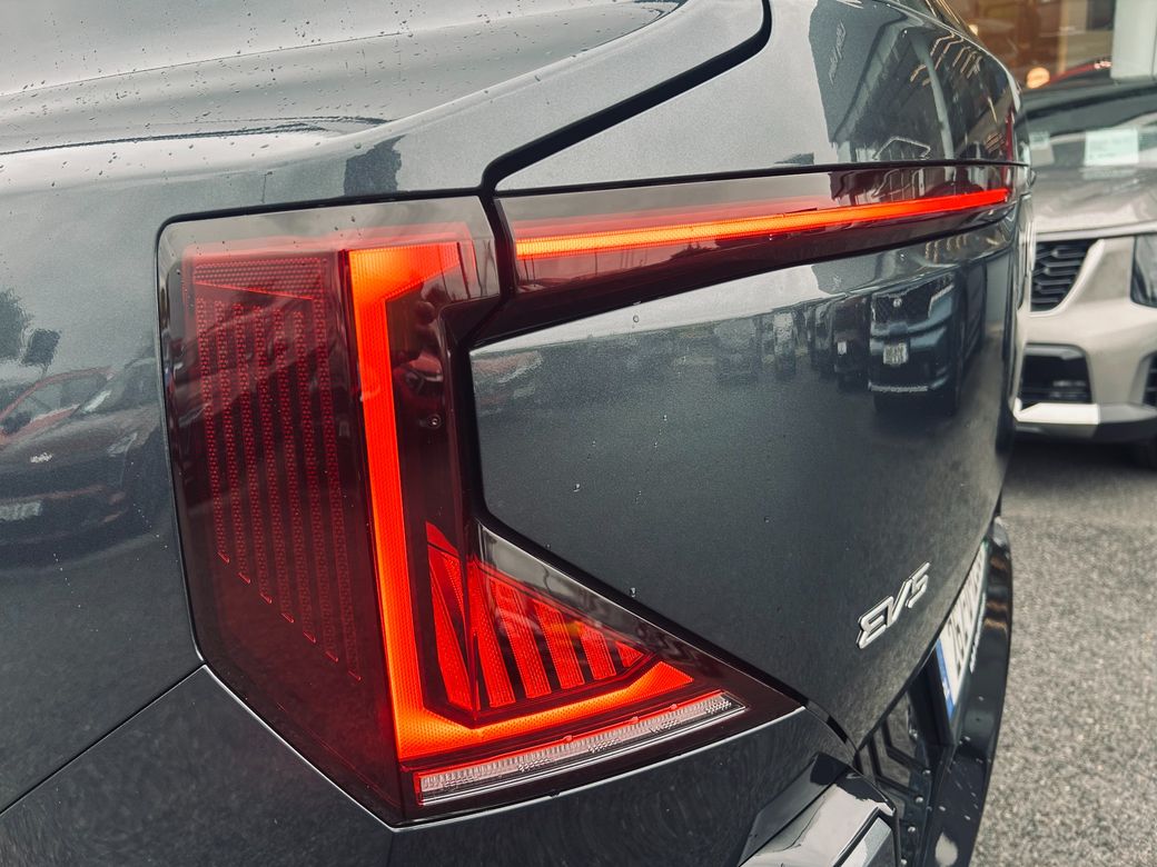 2026 Kia EV5