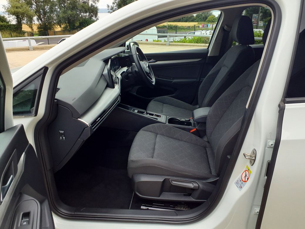 2023 Volkswagen Golf