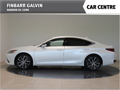 2022 Lexus ES 300h