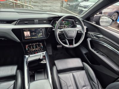 2022 Audi e-tron