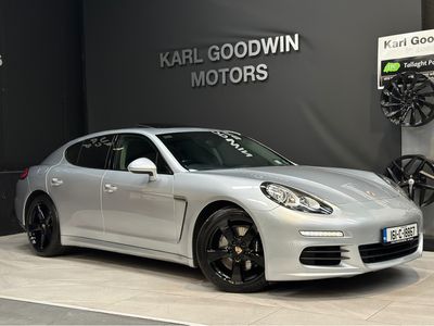 2016 Porsche Panamera