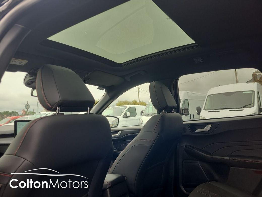 2025 Ford Kuga