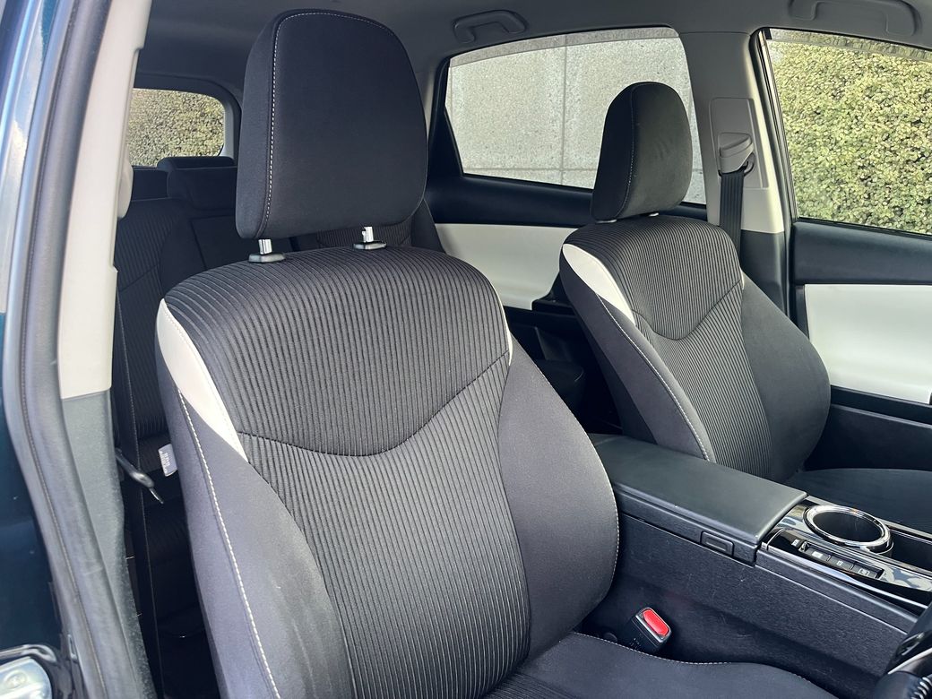 2018 Toyota Prius Alpha