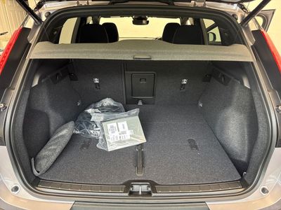 2026 Volvo EX40