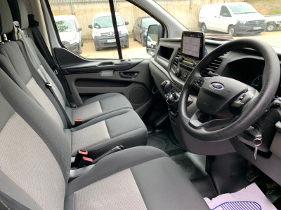 2023 Ford Transit Custom