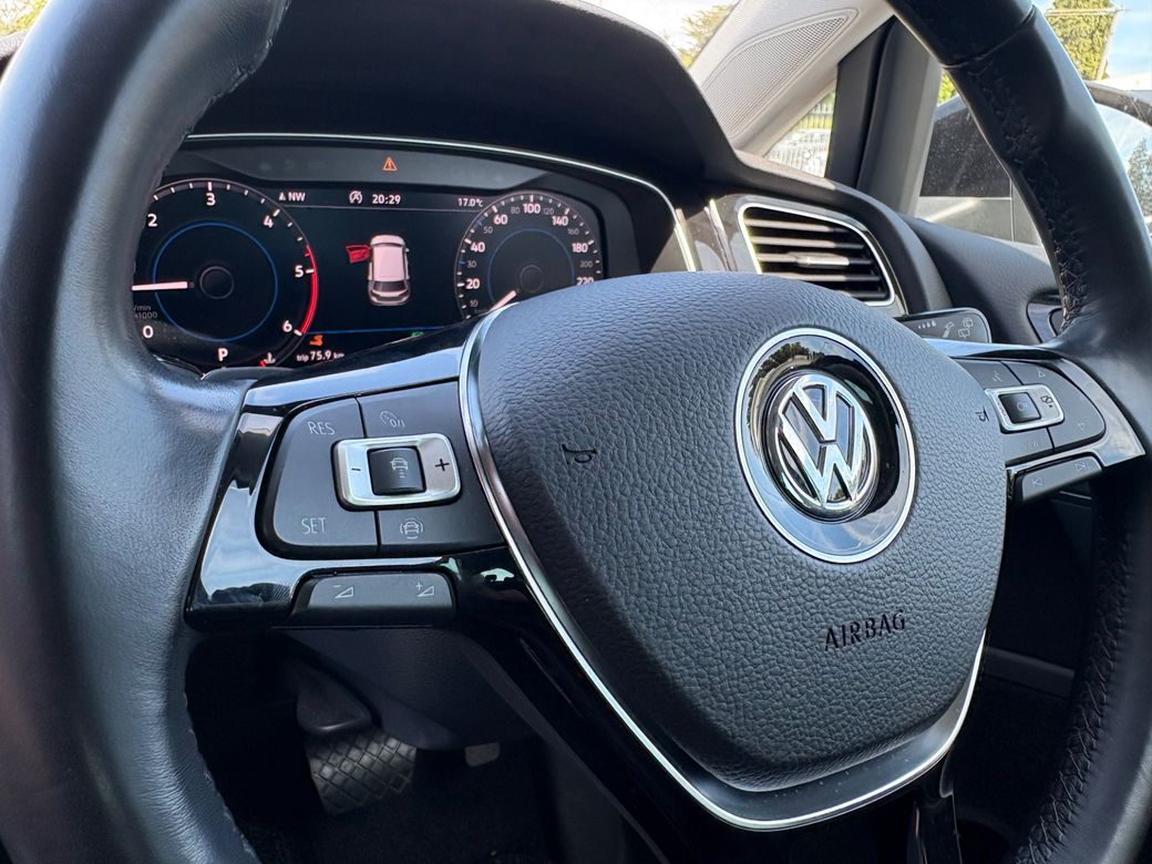 2019 Volkswagen Golf