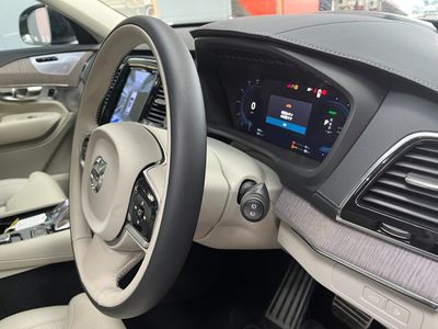 2023 Volvo XC90