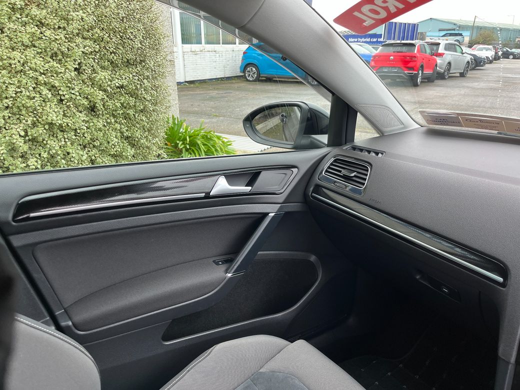 2014 Volkswagen Golf