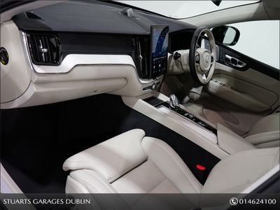 2025 Volvo XC60