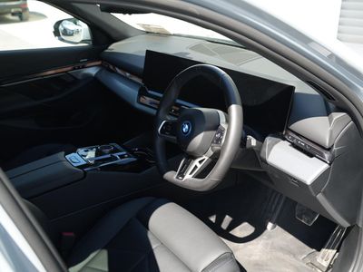 2025 BMW 5 Series