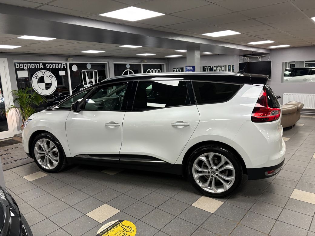 2021 Renault Grand Scenic