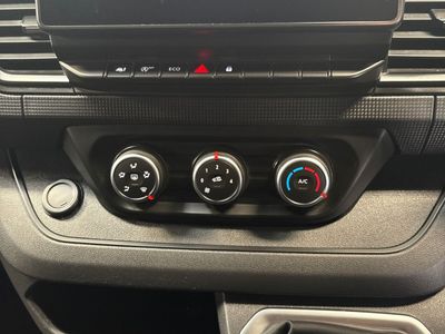 2024 Nissan Primastar