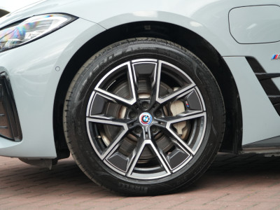 2023 BMW i4