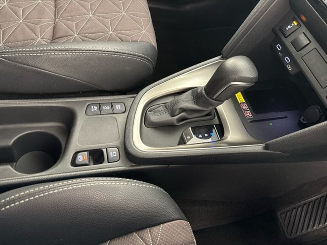 2025 Toyota Yaris Cross