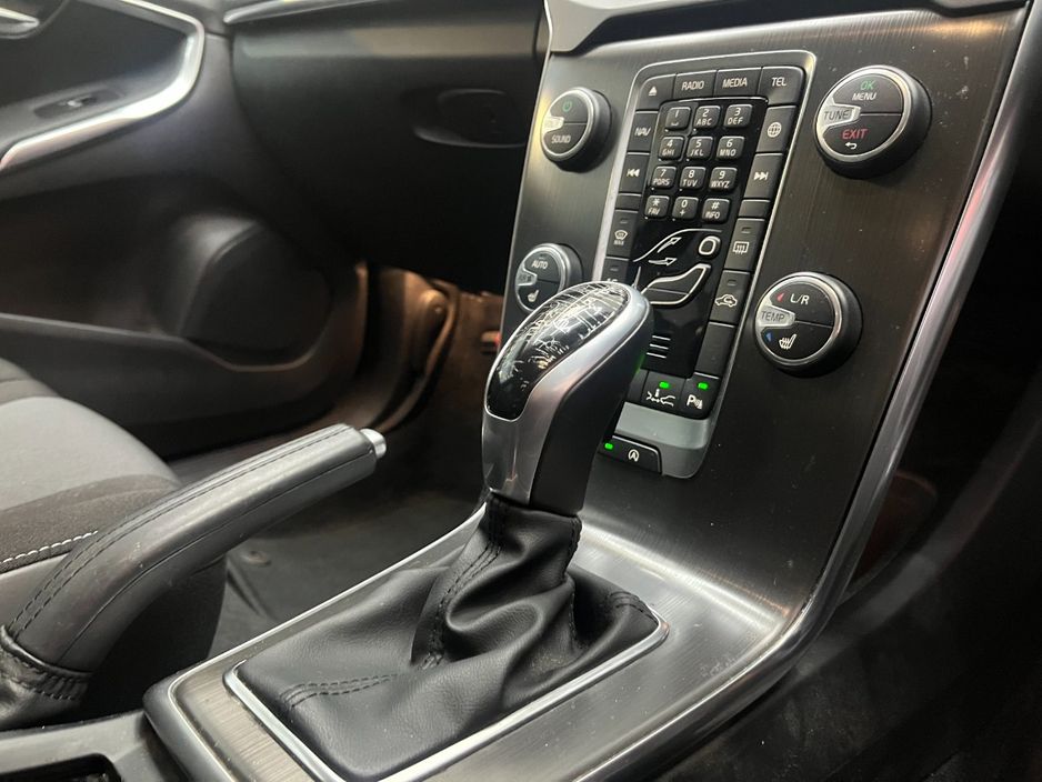 2015 Volvo V40