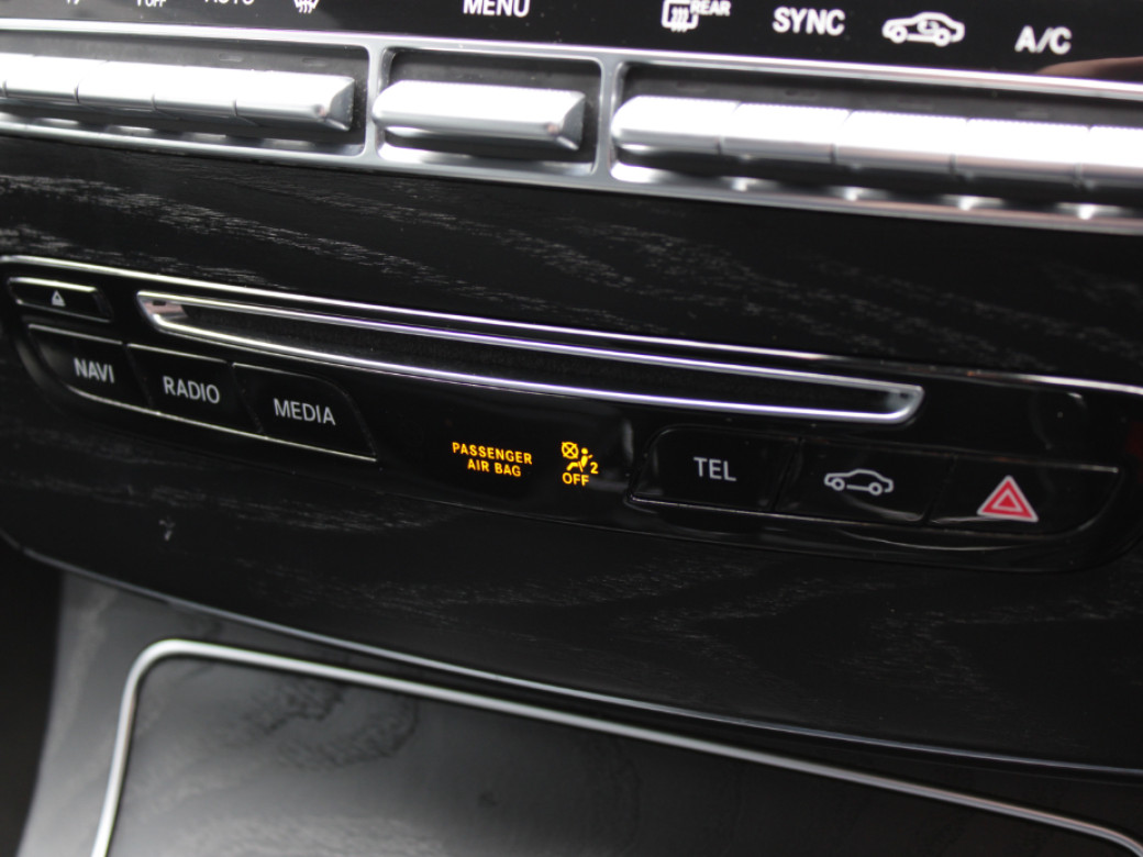 2018 Mercedes-Benz C 220