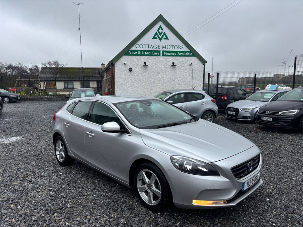 2015 Volvo V40