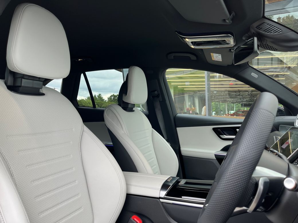 2025 Mercedes-Benz GLC Class