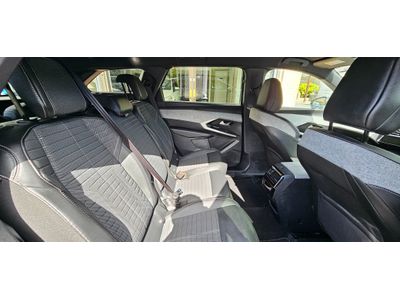 2025 Peugeot 5008