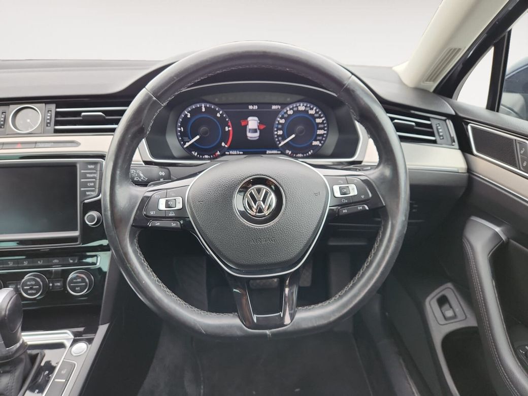 2016 Volkswagen Passat