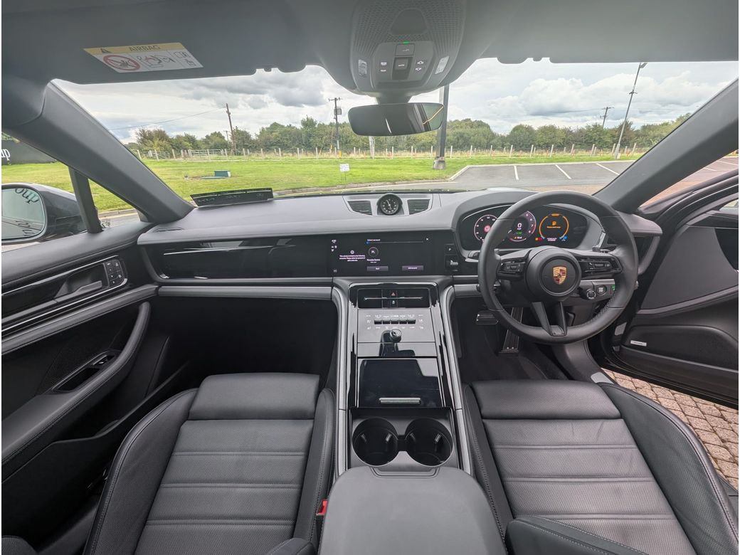 2025 Porsche Panamera