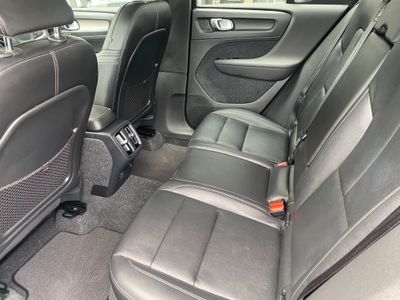 2020 Volvo XC40
