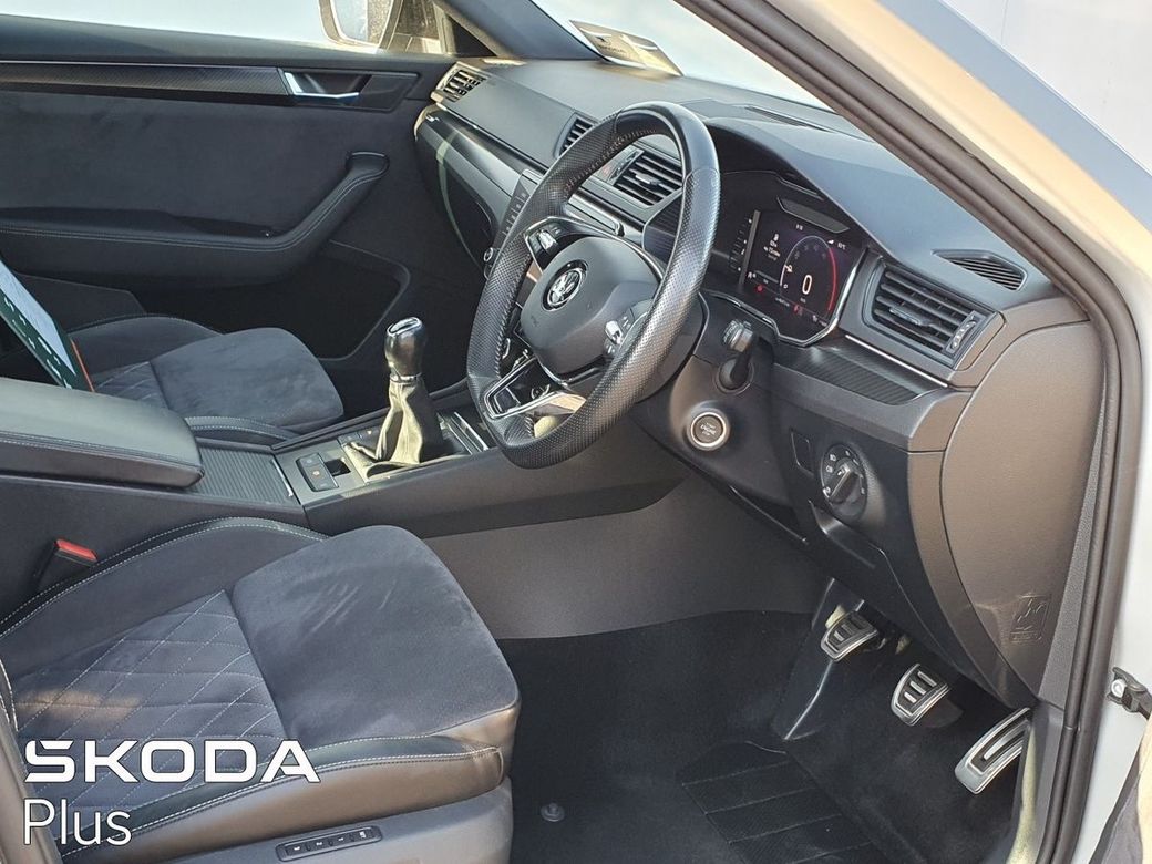 2023 Skoda Superb