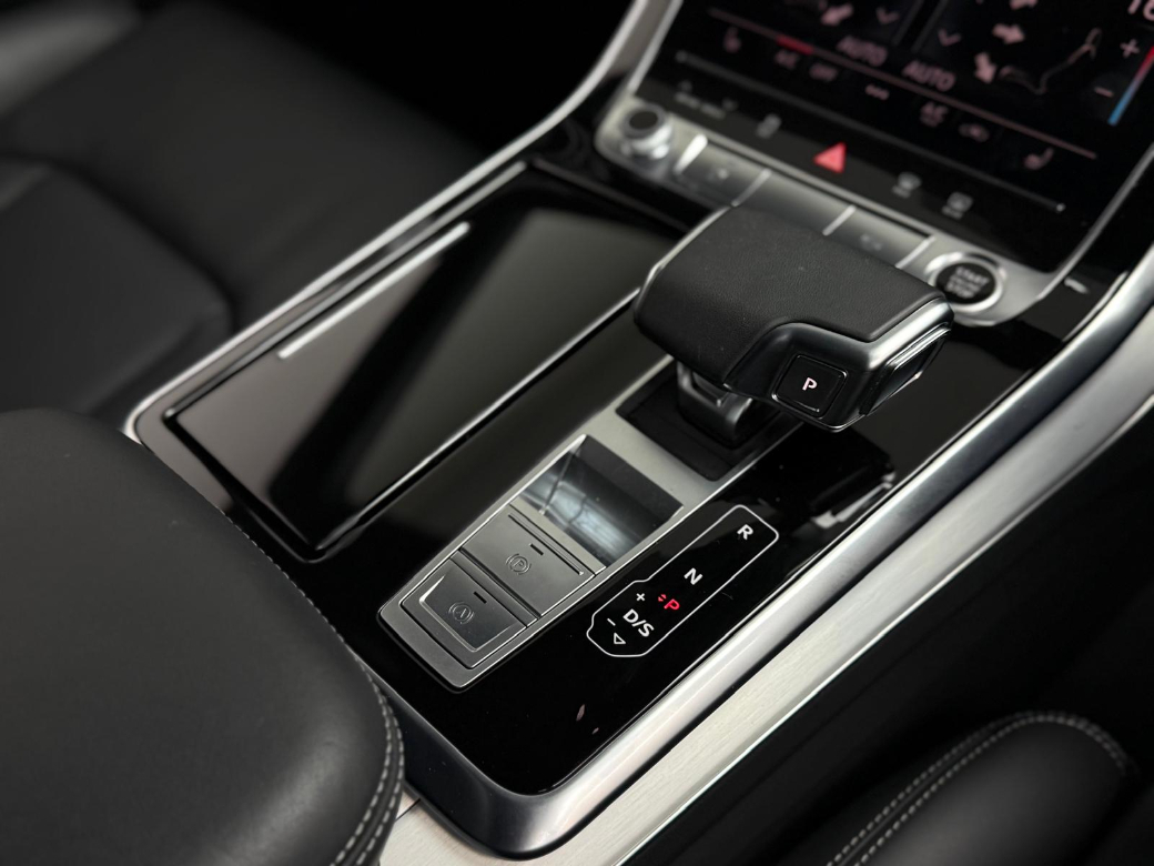 2025 Audi Q8
