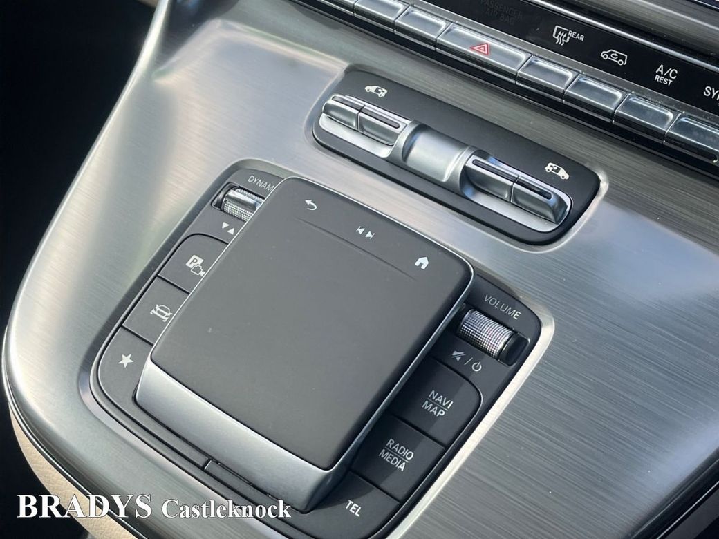 2025 Mercedes-Benz V Class