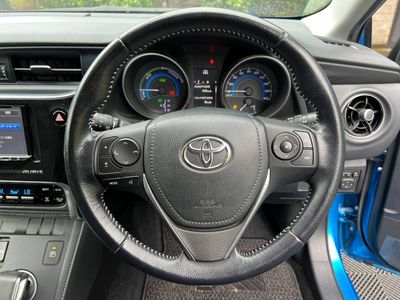 2017 Toyota Auris