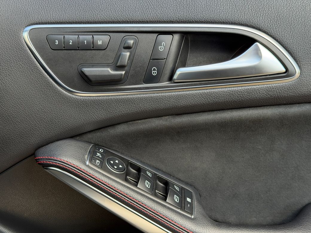 2013 Mercedes-Benz A 180