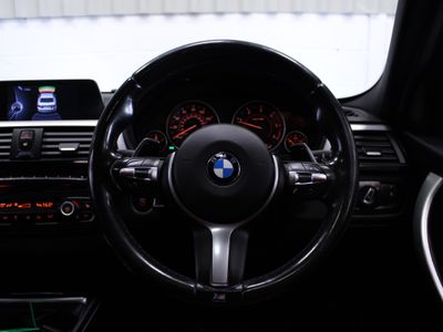 2015 BMW 320