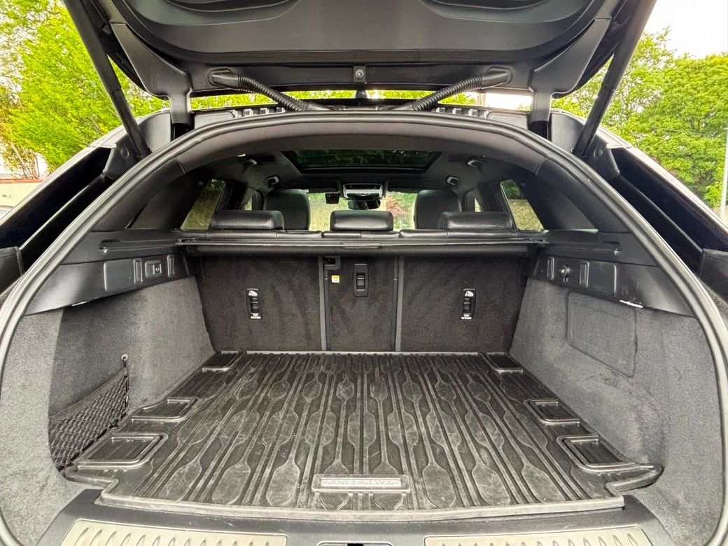2024 Land Rover Range Rover Velar