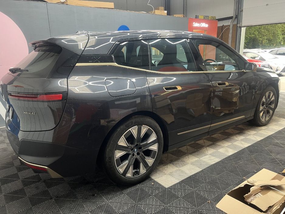 2022 BMW iX