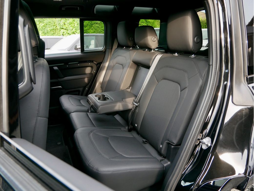 2025 Land Rover Defender