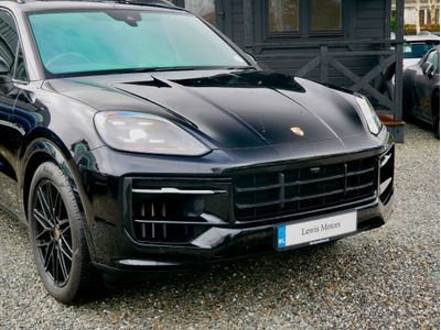 2025 Porsche Cayenne