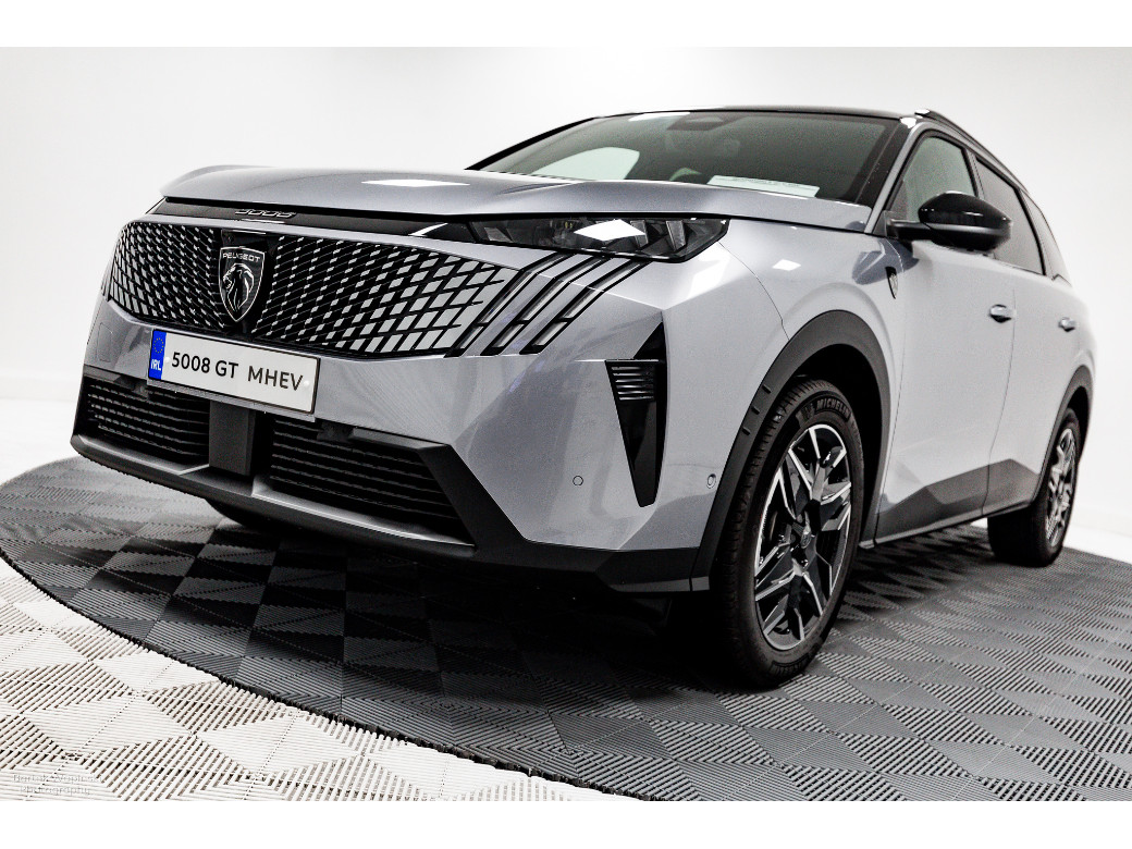 2025 Peugeot 5008