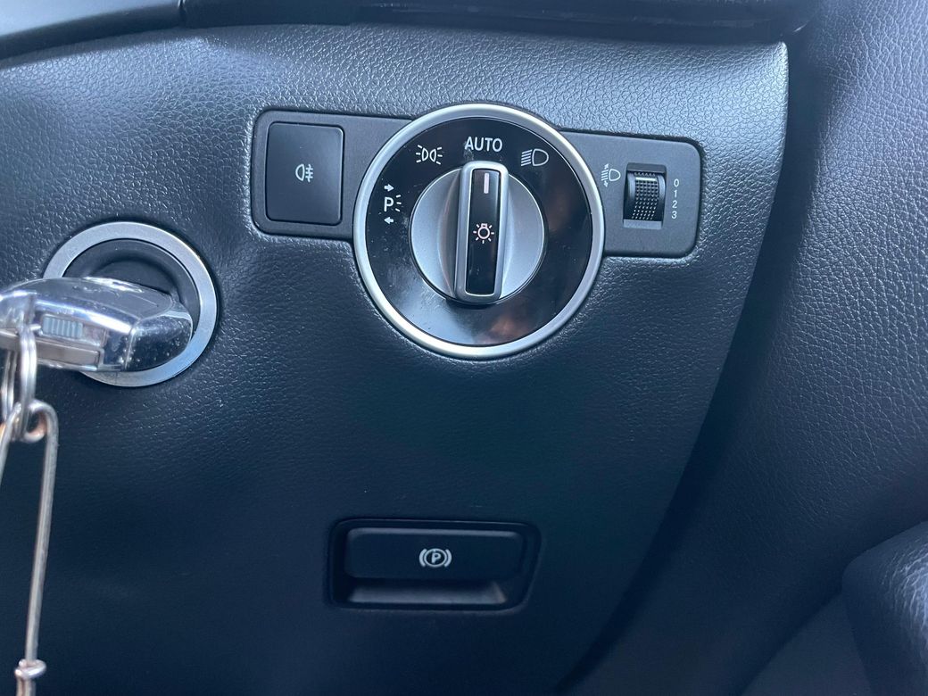 2012 Mercedes-Benz B 180