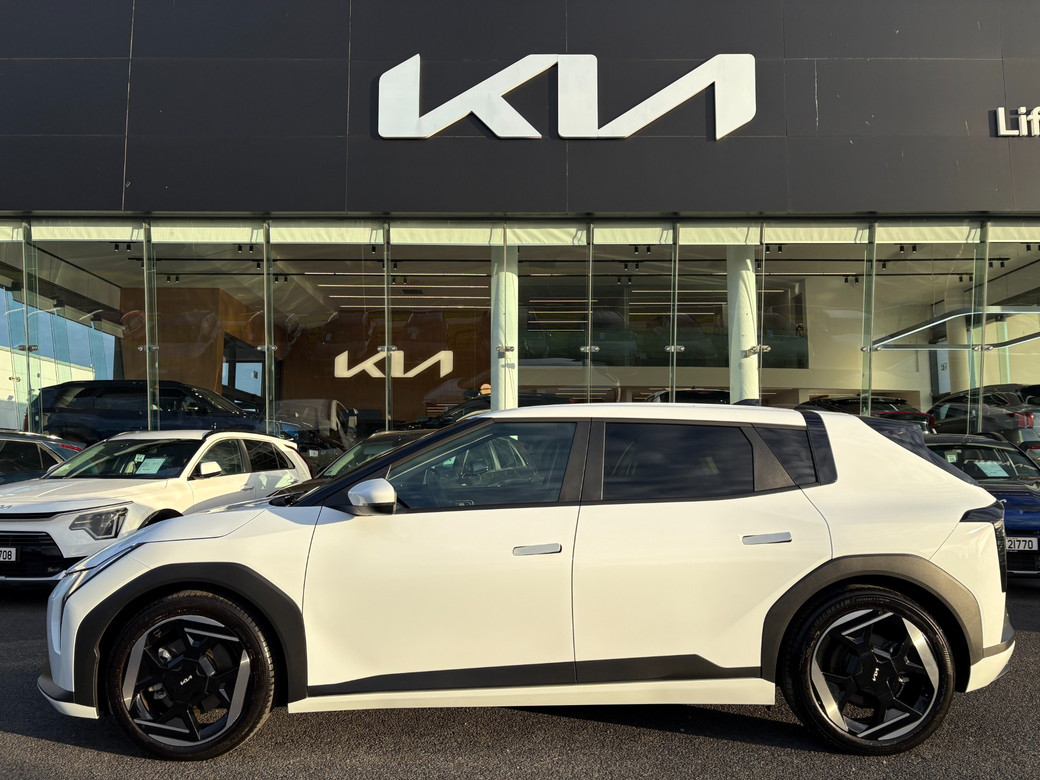 2026 Kia EV4