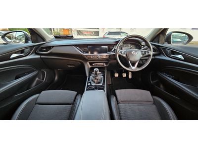 2019 Opel Insignia
