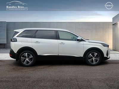 2021 Peugeot 5008