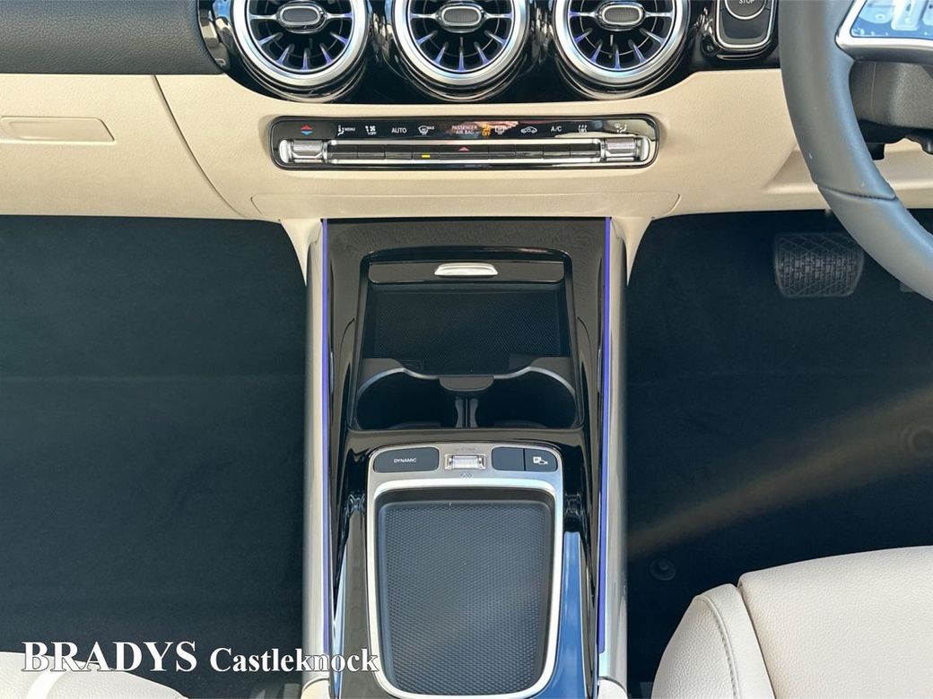 2026 Mercedes-Benz EQA