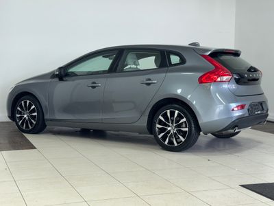 2019 Volvo V40
