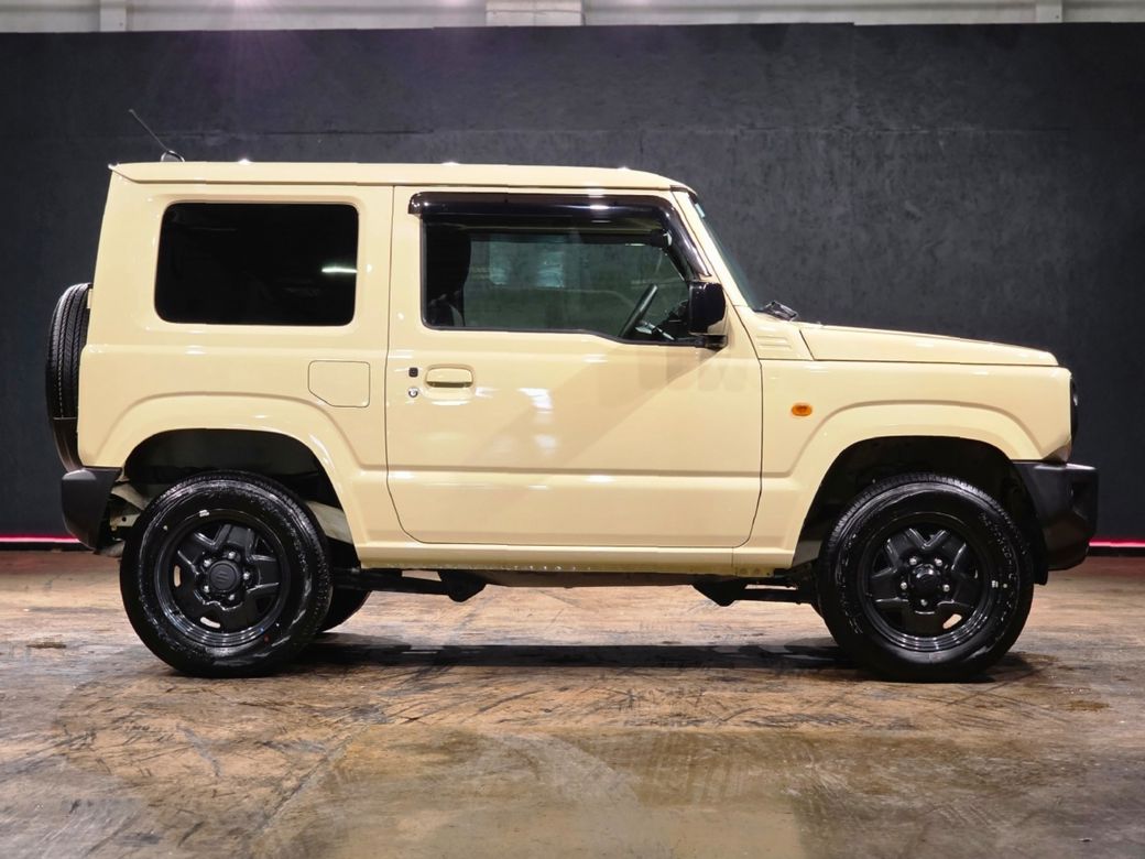 2023 Suzuki Jimny